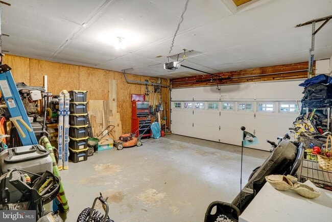 Building Photo - 9002 Arley Dr