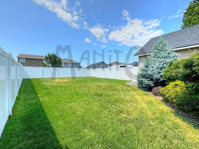 Building Photo - Open Concept Liberty Lake Home