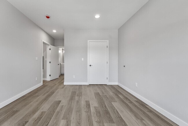 Building Photo - 59 Mill St