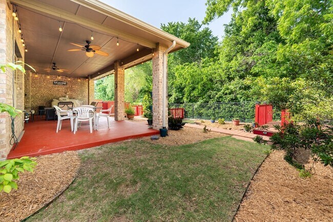Building Photo - 939 Windham Dr