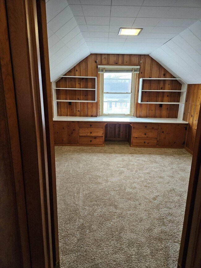 Building Photo - 8298 Jackies Dr