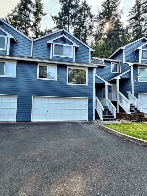 Building Photo - 1313 NW Slate Ln