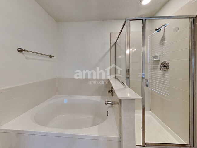 Building Photo - 6735 Ambercrest Drive