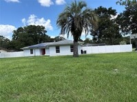 Building Photo - 10024 SW 73rd Terrace