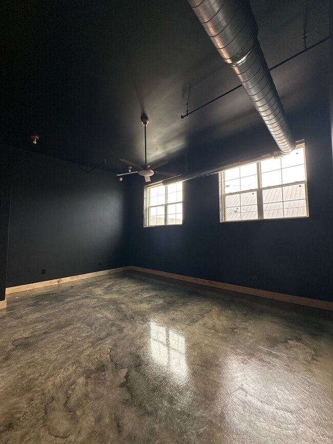 Building Photo - 2 bedroom/1 bathroom NEW LUXURY apartment in Red Lion, PA