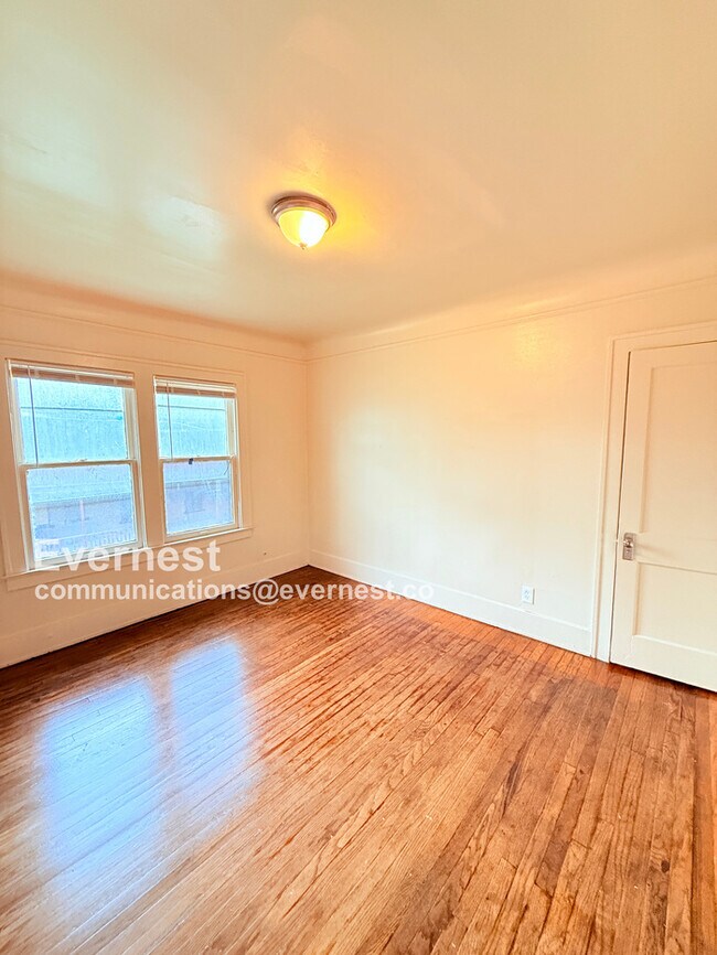 Building Photo - 12021 Stoepel St
