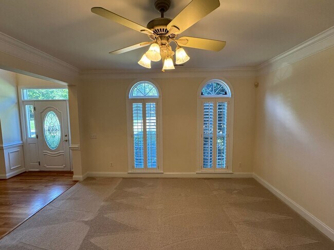 Building Photo - 7127 Weddington Brook Dr