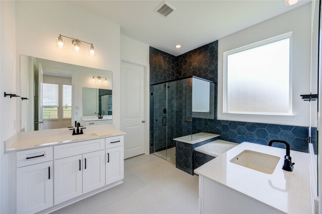 Building Photo - 25326 Loch Doon Dr