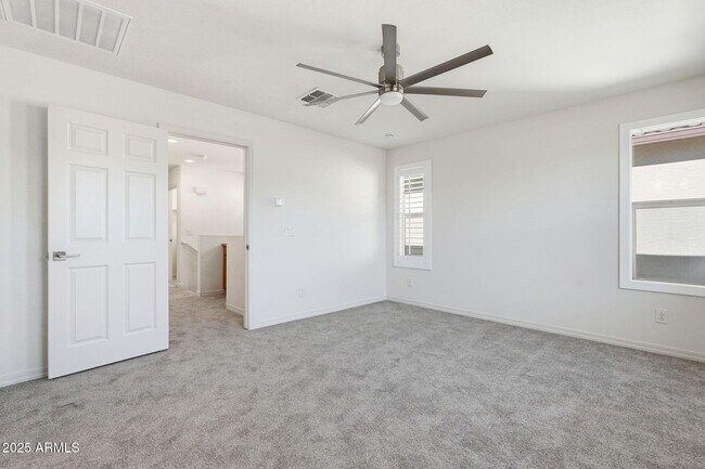 Building Photo - 1647 S 83rd Pl