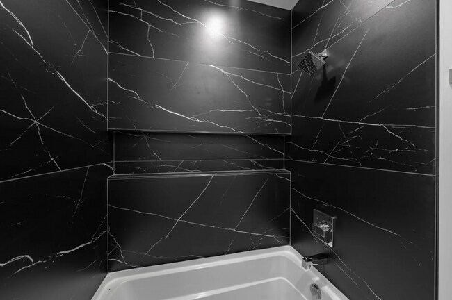 Building Photo - 2805 Torbett St