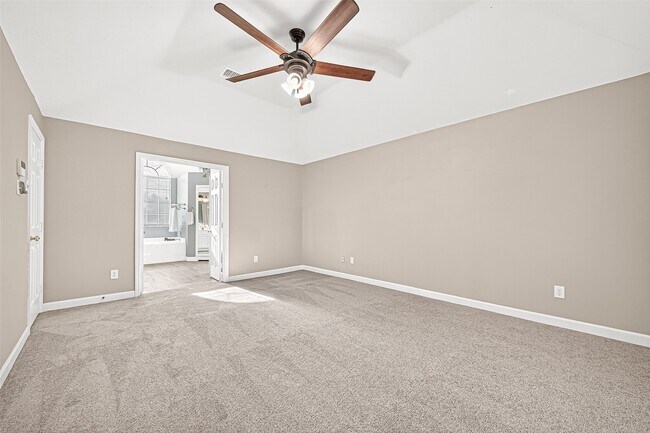 Building Photo - 14015 Wheatbridge Dr