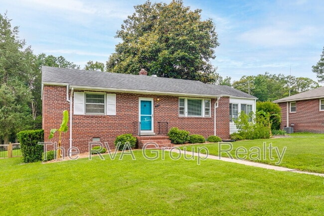 Building Photo - 6325 Glyndon Ln