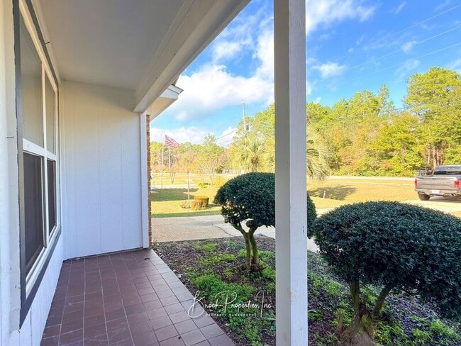 Building Photo - 1341 Dog Track Rd