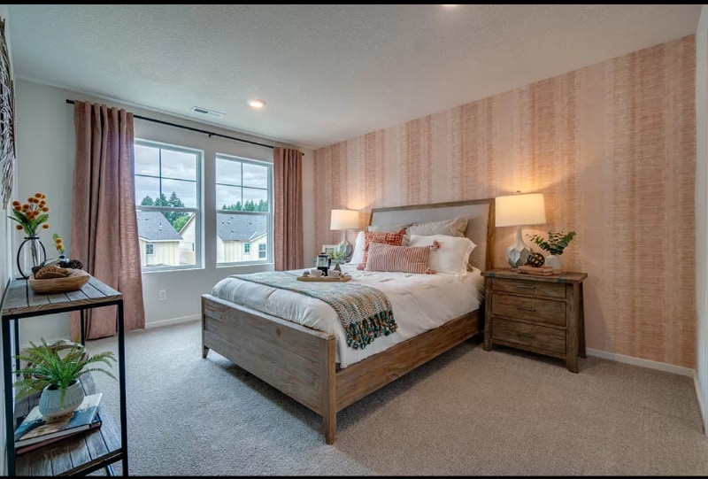 Building Photo - 888 N 18th Ave