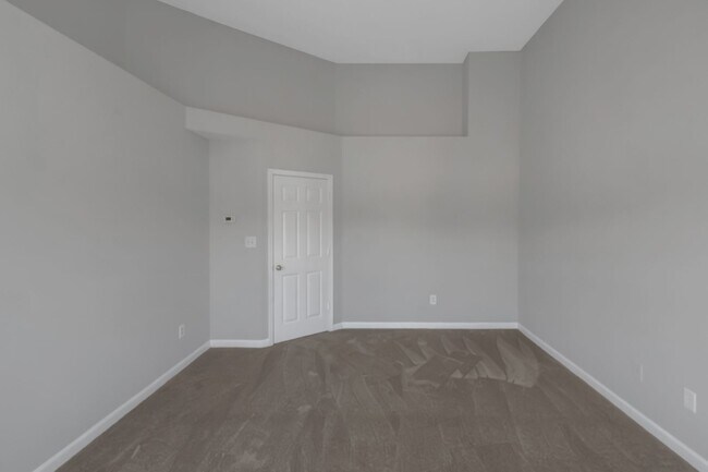 Building Photo - Stunning 4-Bedroom, 3-Bathroom Home
