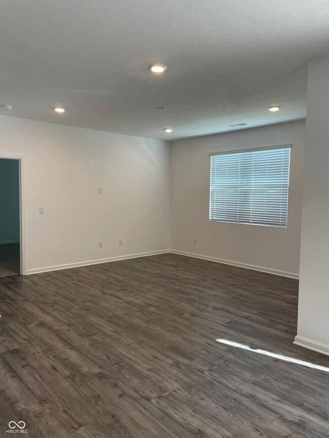 Building Photo - 61 Wilkins St