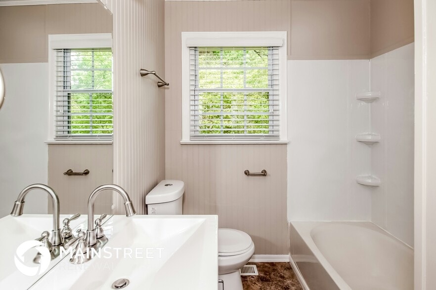 Building Photo - 8198 Spillers Dr SW