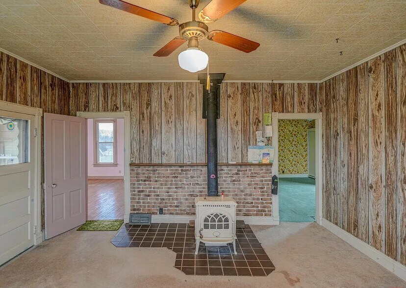 Building Photo - 21101 S 96th St