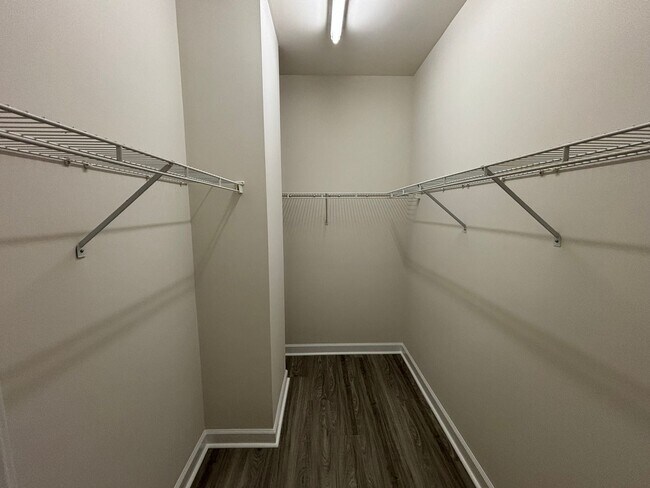 Building Photo - 3 Bed 2.5 Bath Town Home in Carleton Place ~ Students Welcome with Co-Signers!