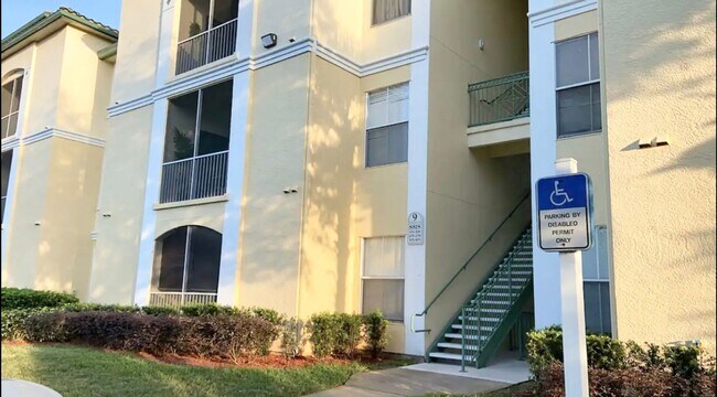 Building Photo - 2 Bedroom 2 Bath Condo For Rent in Kissimm...