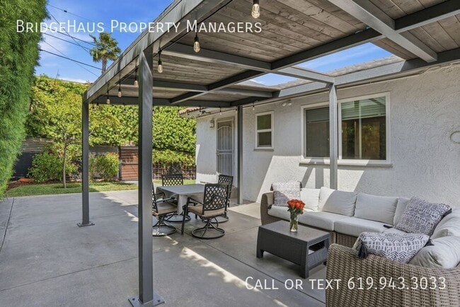 Building Photo - 3266 Goldfinch St