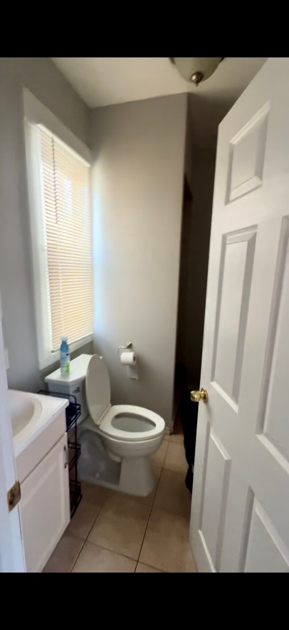 Building Photo - 77 2nd St