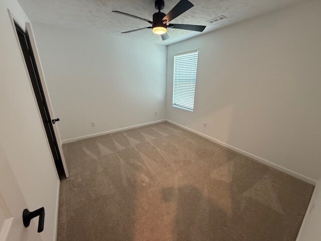 Building Photo - 148 Country Meadow Ln