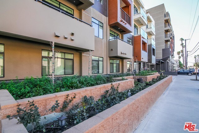 Building Photo - 3480 San Marino St