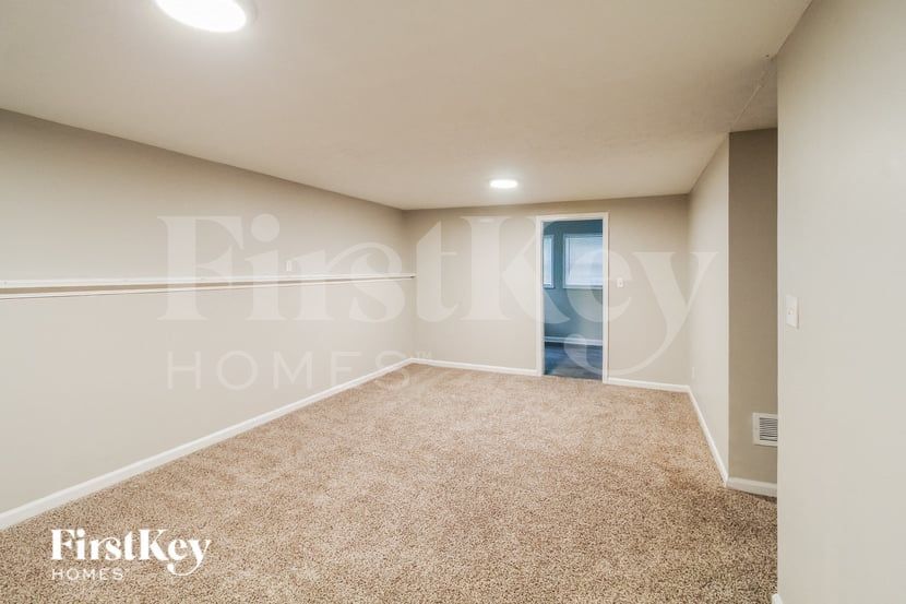 Building Photo - 732 Harness Ct