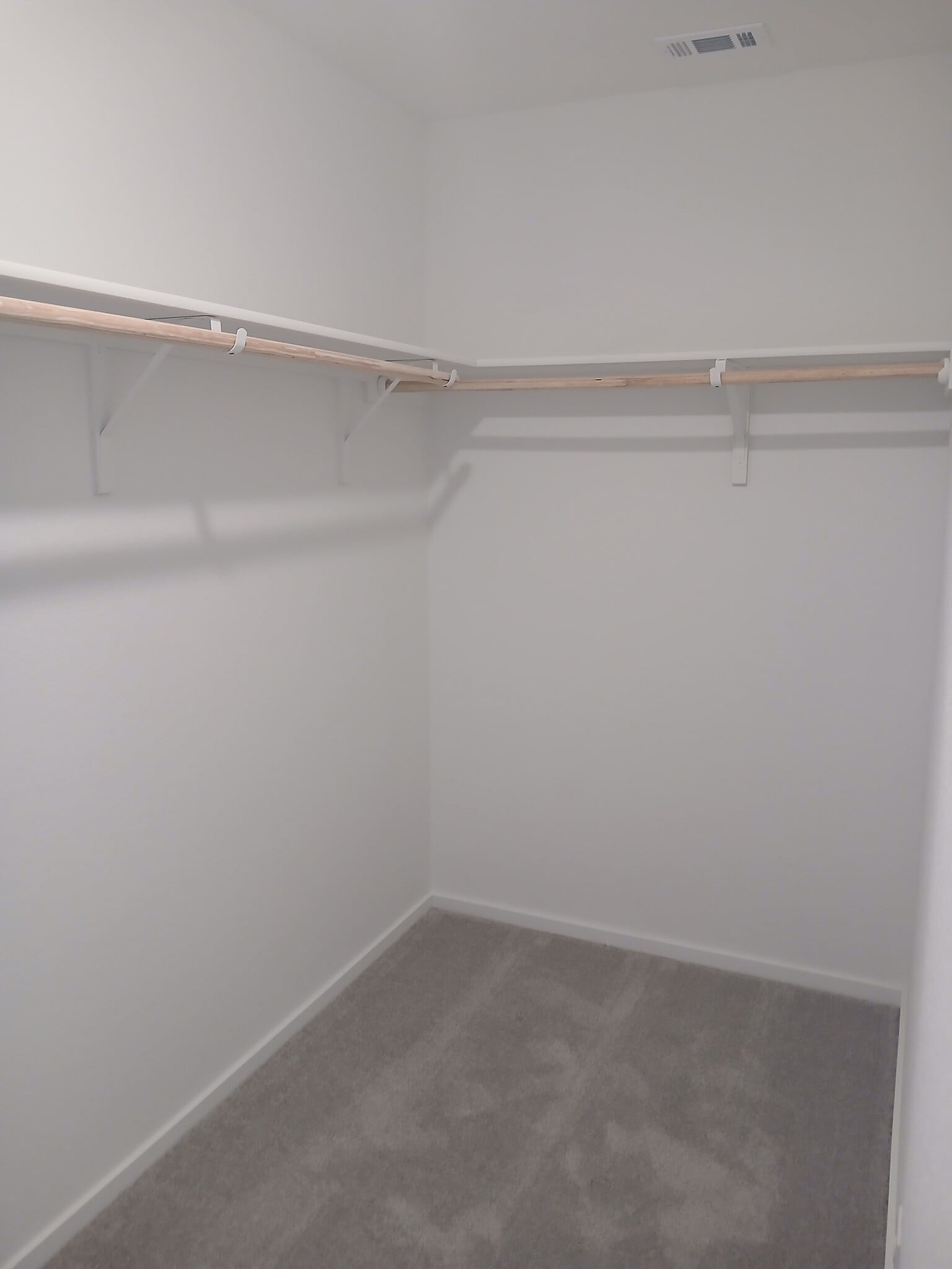 Building Photo - 705 Canyon Run