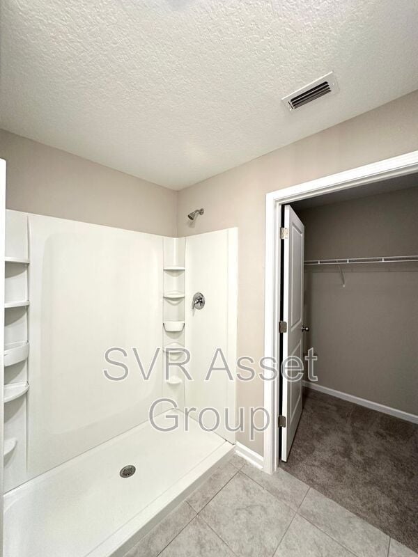 Building Photo - 12593 Creekside Manor Dr