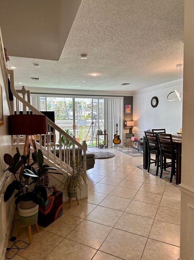 Building Photo - 5425 Grand Park Pl