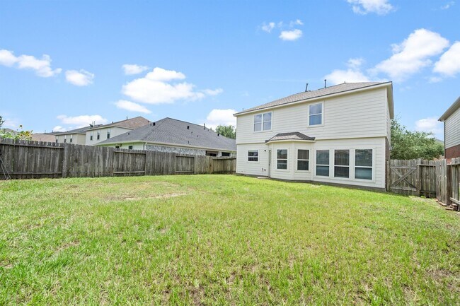 Building Photo - 19622 Hardwood Ridge Tr