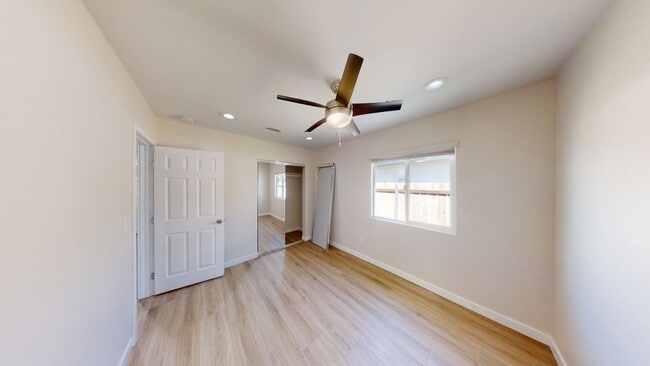 Building Photo - Newly Renovated (2022), 4BD/2BA