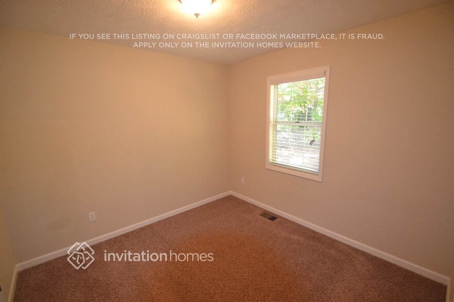 Building Photo - 1310 Creekwood Cove