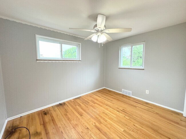 Building Photo - 2652 Santa Barbara Dr