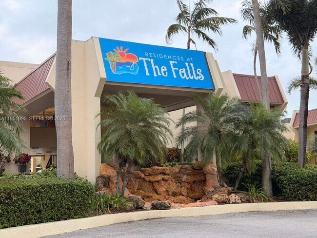 Building Photo - 13858 SW 90th Ave