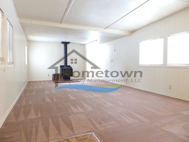 Building Photo - Spacious 2 Bedroom Home with Wood Stove in...