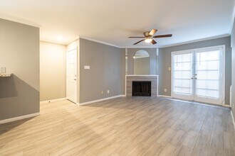 Building Photo - 14600 Fonmeadow Dr