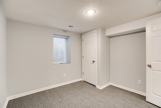 Building Photo - Stunningly Renovated 5-Bed Arden Hills Home.