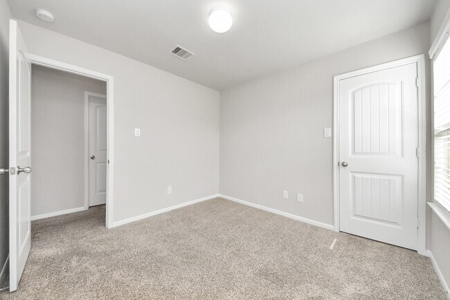 Building Photo - 3230 McDonough Way