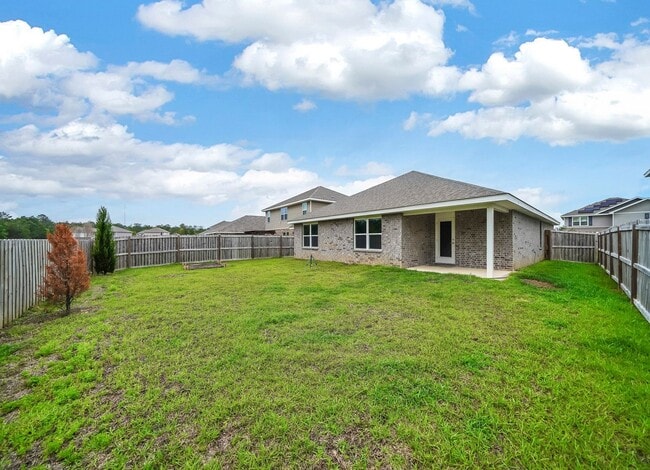 Building Photo - 1035 Limpkin St