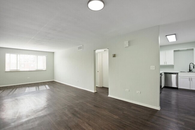 Building Photo - 1202 Pierce St