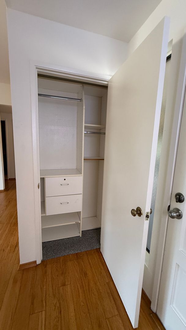 Building Photo - Spacious Townhouse For Rent at Montezuma T...