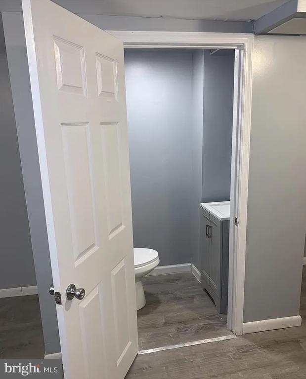 Building Photo - 1119 Kenwood Rd