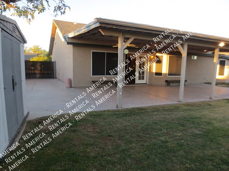 Building Photo - 10831 E Contessa St