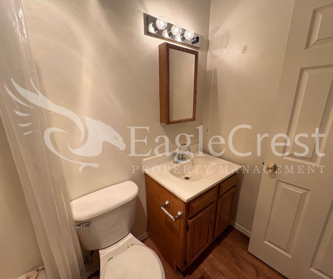 Building Photo - 706/708SCollege