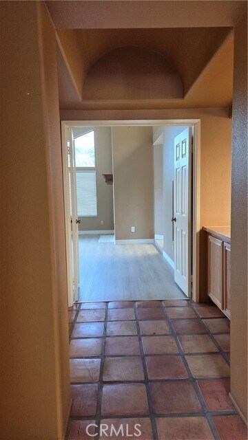 Building Photo - 25568 Blackthorne Dr
