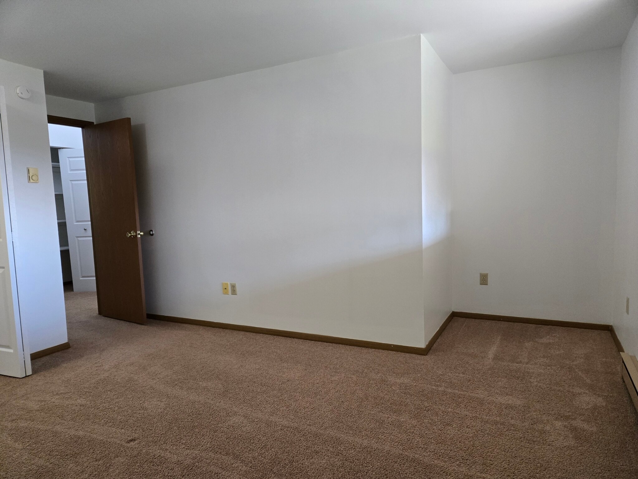 bedroom - 25 4th Ave