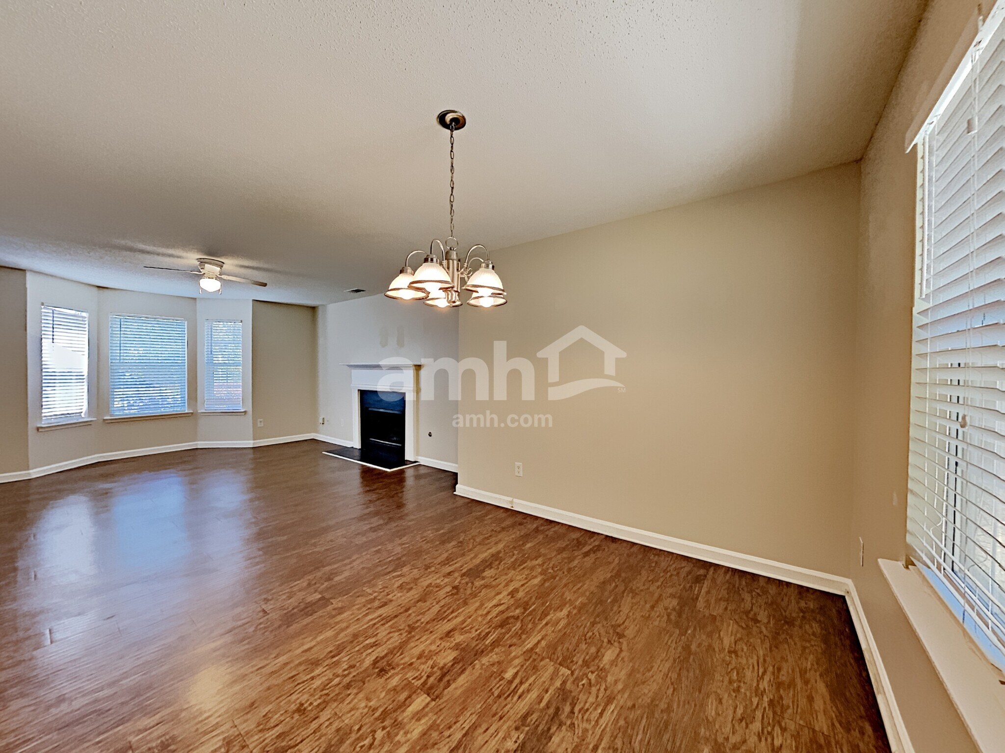 Building Photo - 4089 Dresden Ct NW